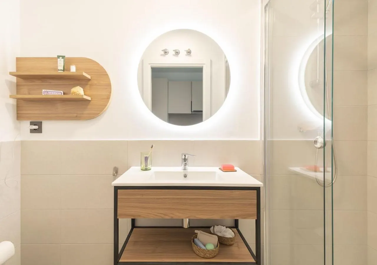Yugo Pamplona Apartment 0*,  Spain