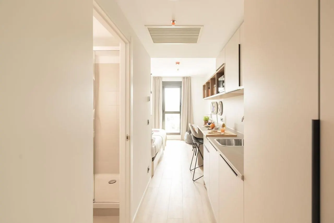 Yugo Pamplona Apartment 0*,  Spain