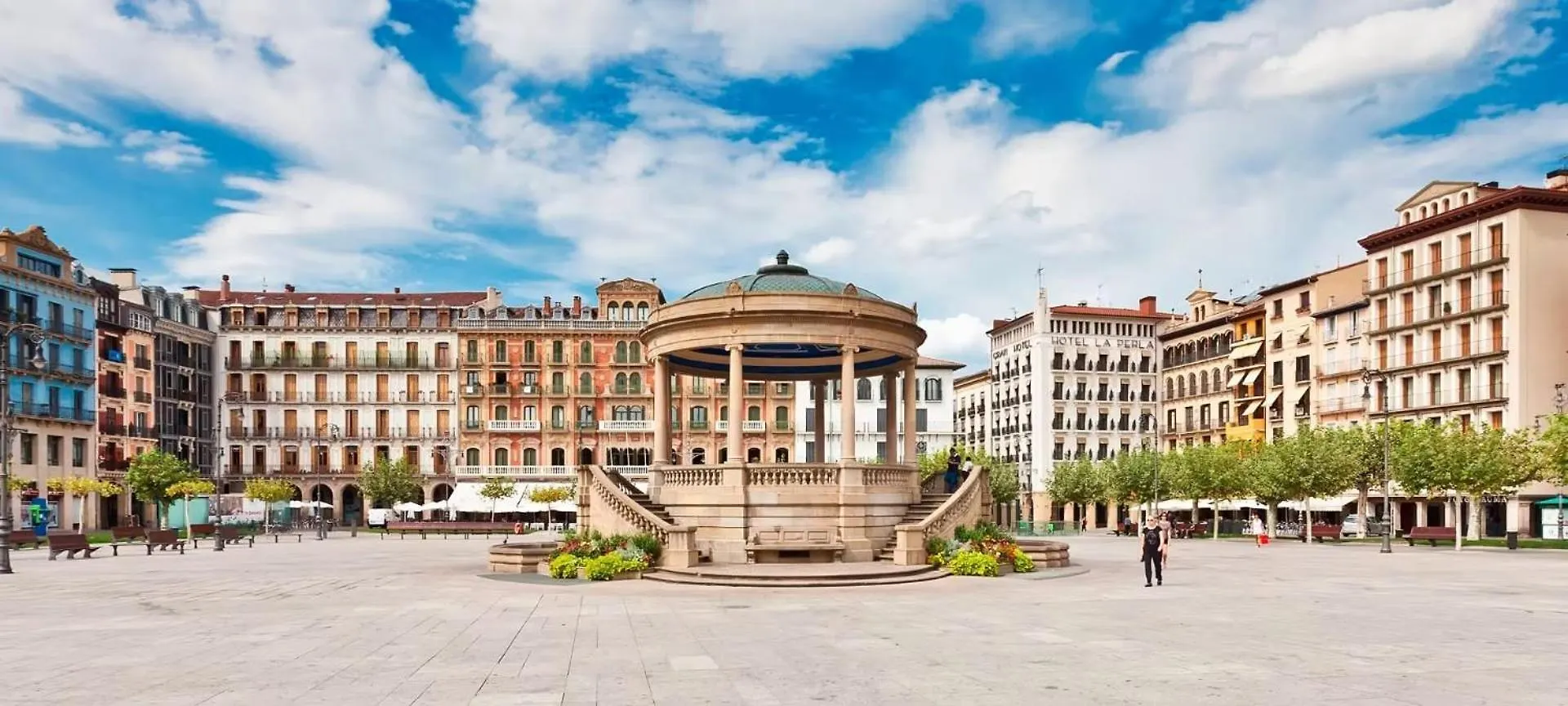 Yugo Pamplona Apartment